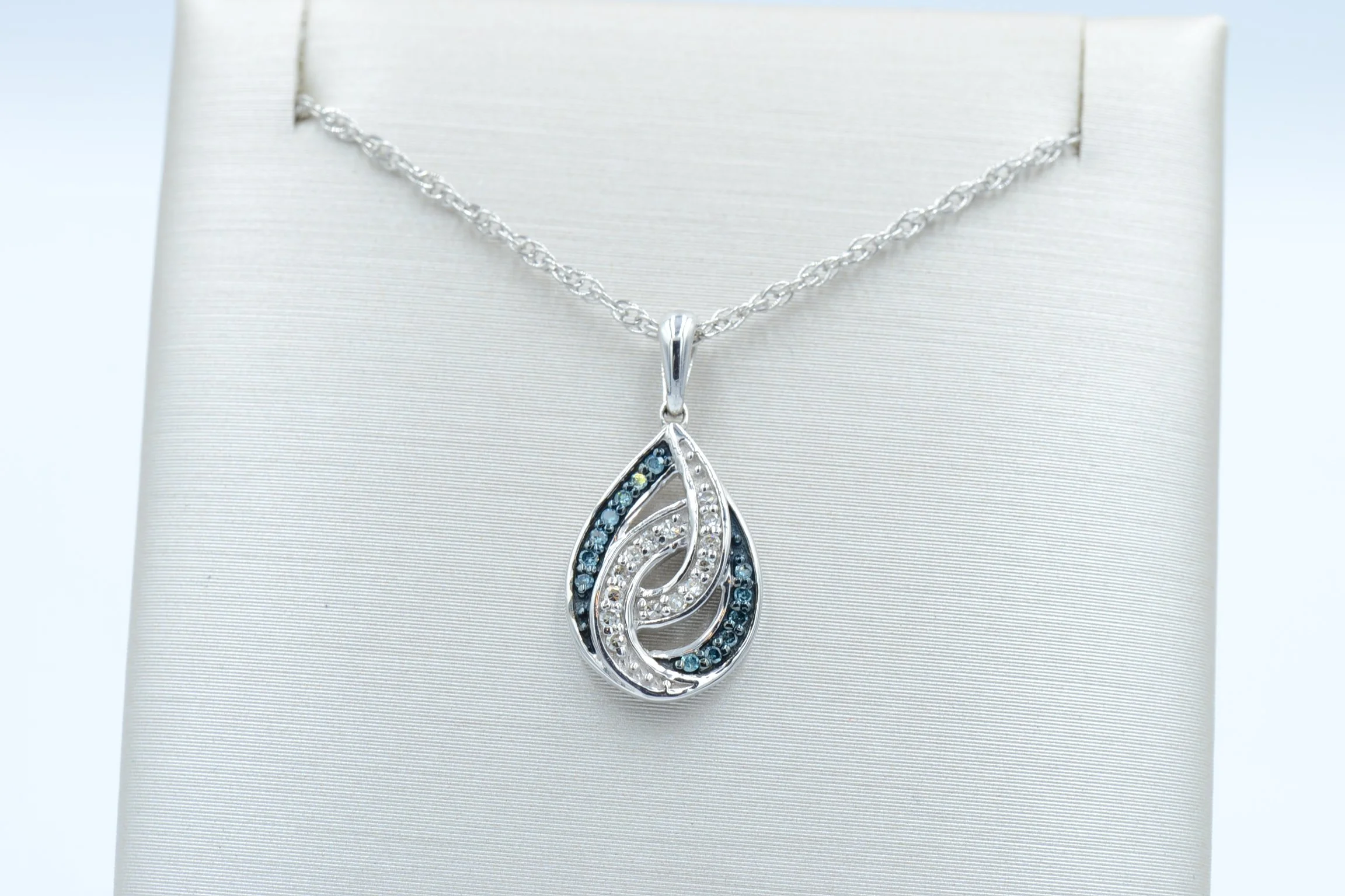Diamond Double Link Necklace — Nulton Jewelers